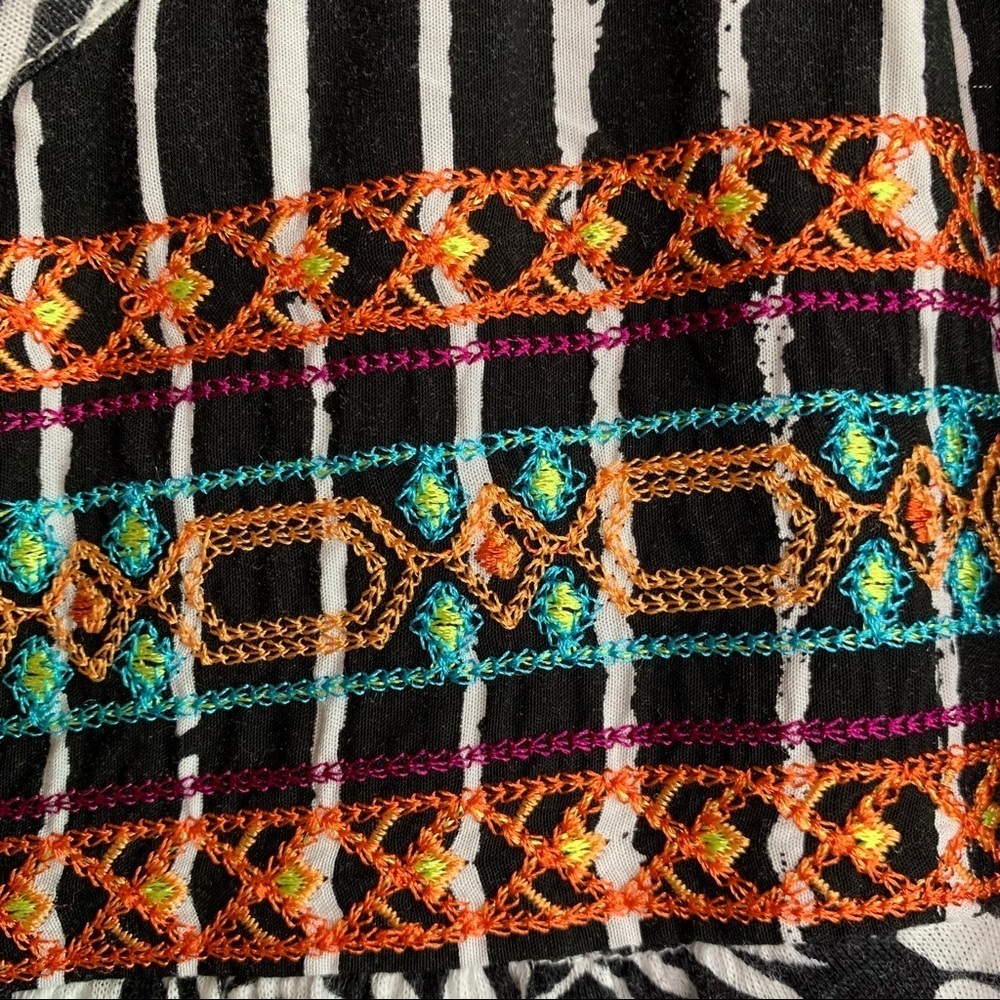 WESTBOUND EMBROIDERED BLOUSE - Picture 3 of 6